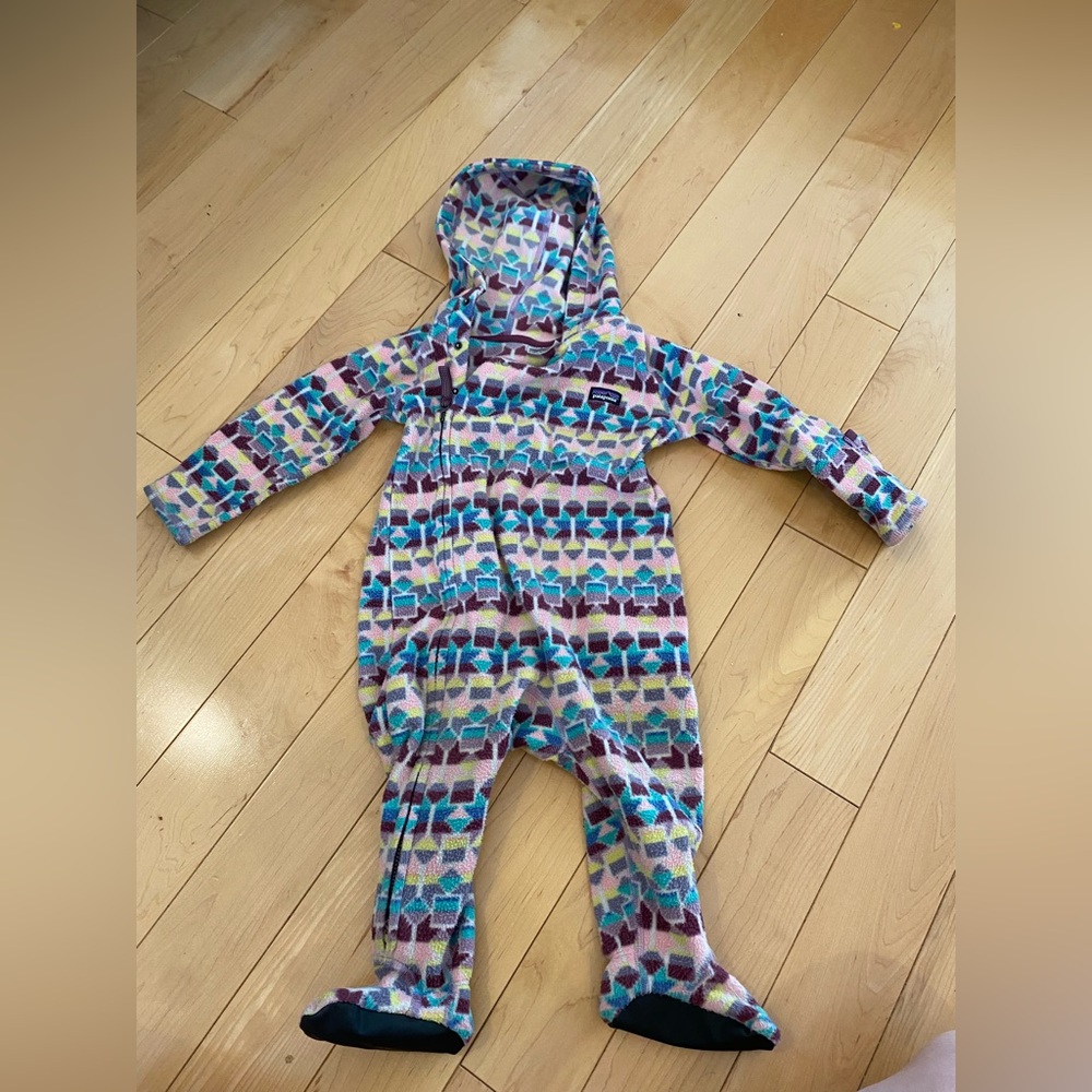 Patagonia fleece bunting 6-12